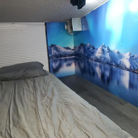 Shared Living Not A Hotel Phoenix Room photo
